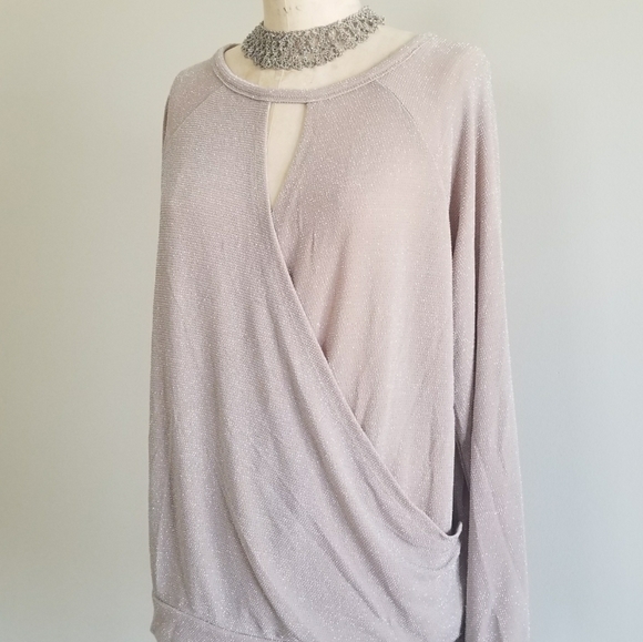 NWOT Rachel Roy wrap style top - Picture 11 of 15
